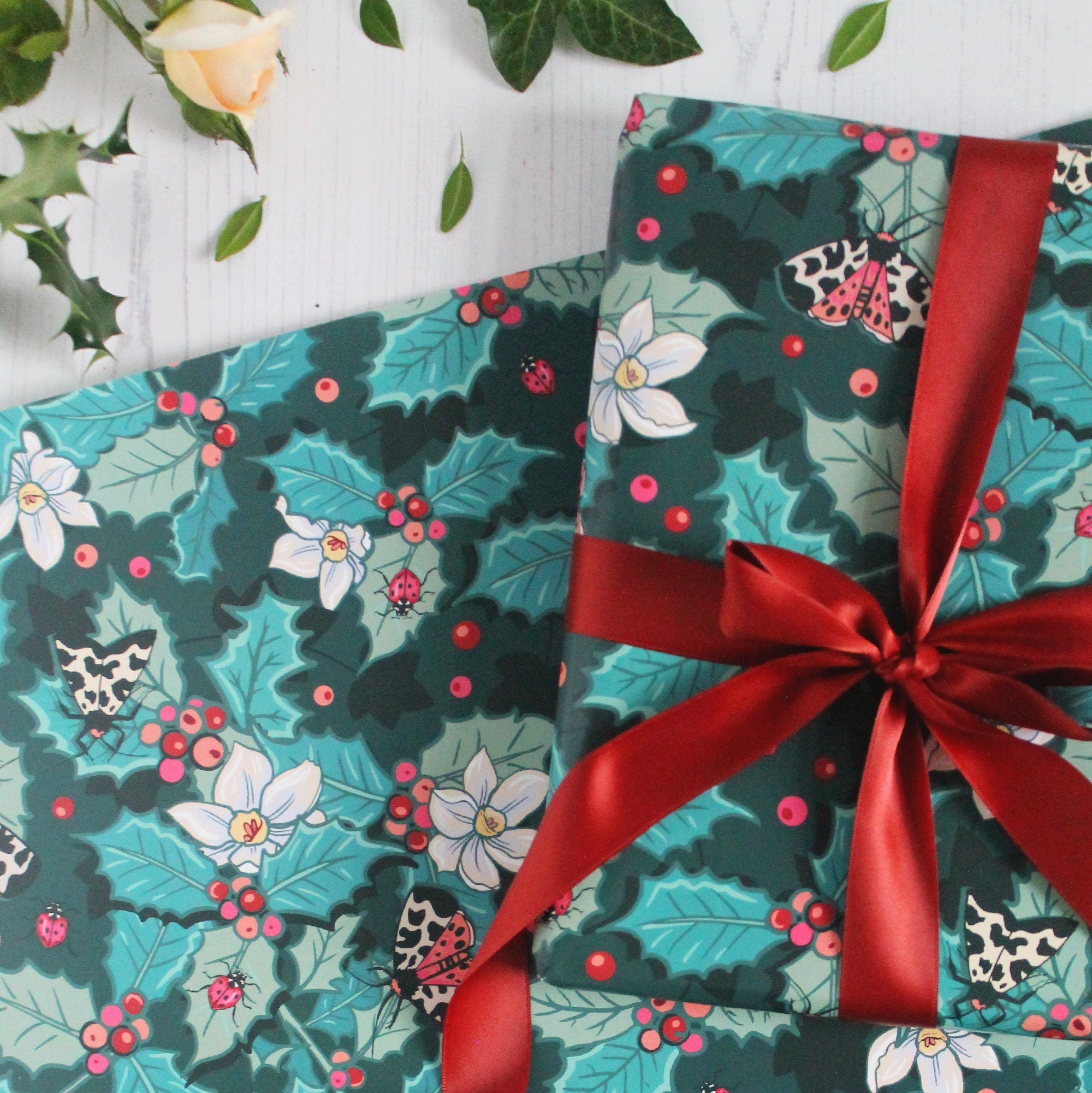 Holly Christmas Wrapping Paper pack of 2 Sheets with Tags