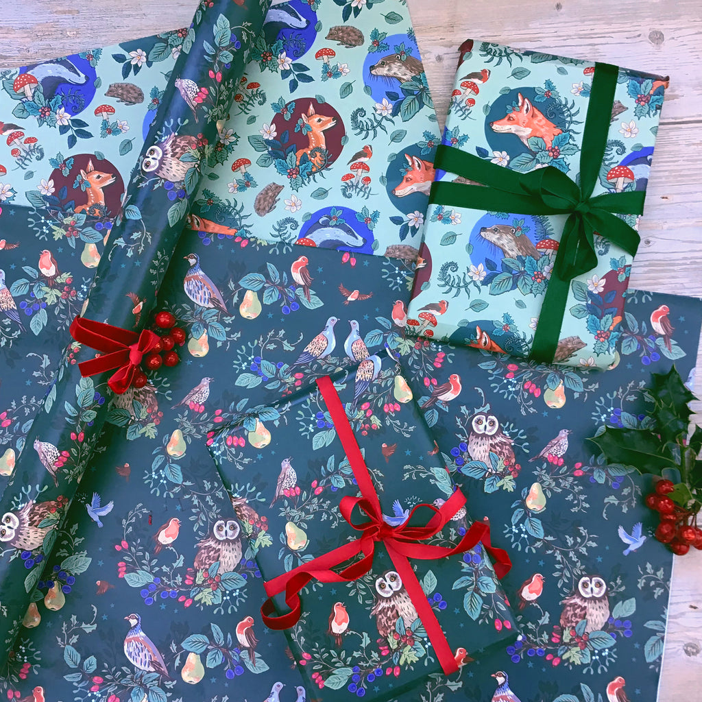 Seasons Tweetings on Dark Green Christmas Gift Wrap Pack of 2